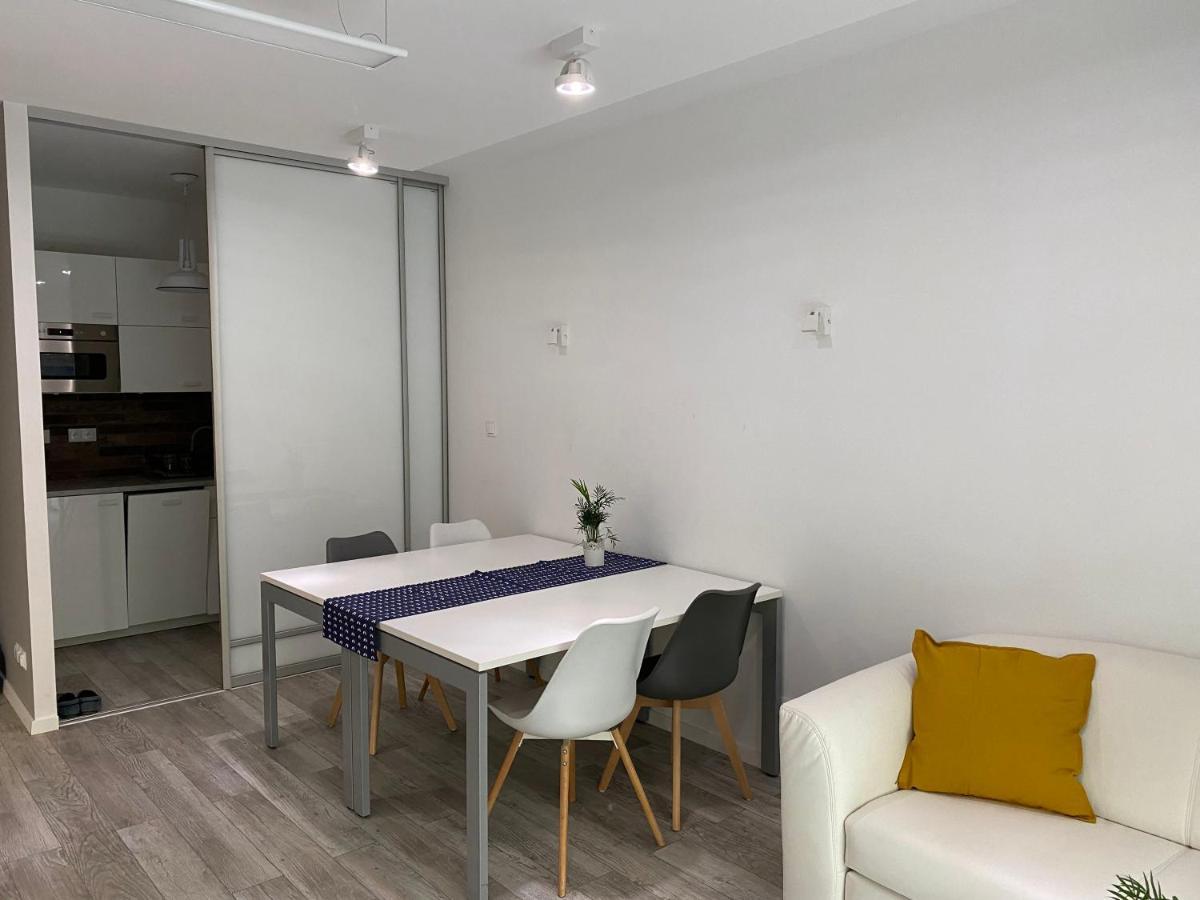 Apartament Dobry Dom Warszawa Экстерьер фото